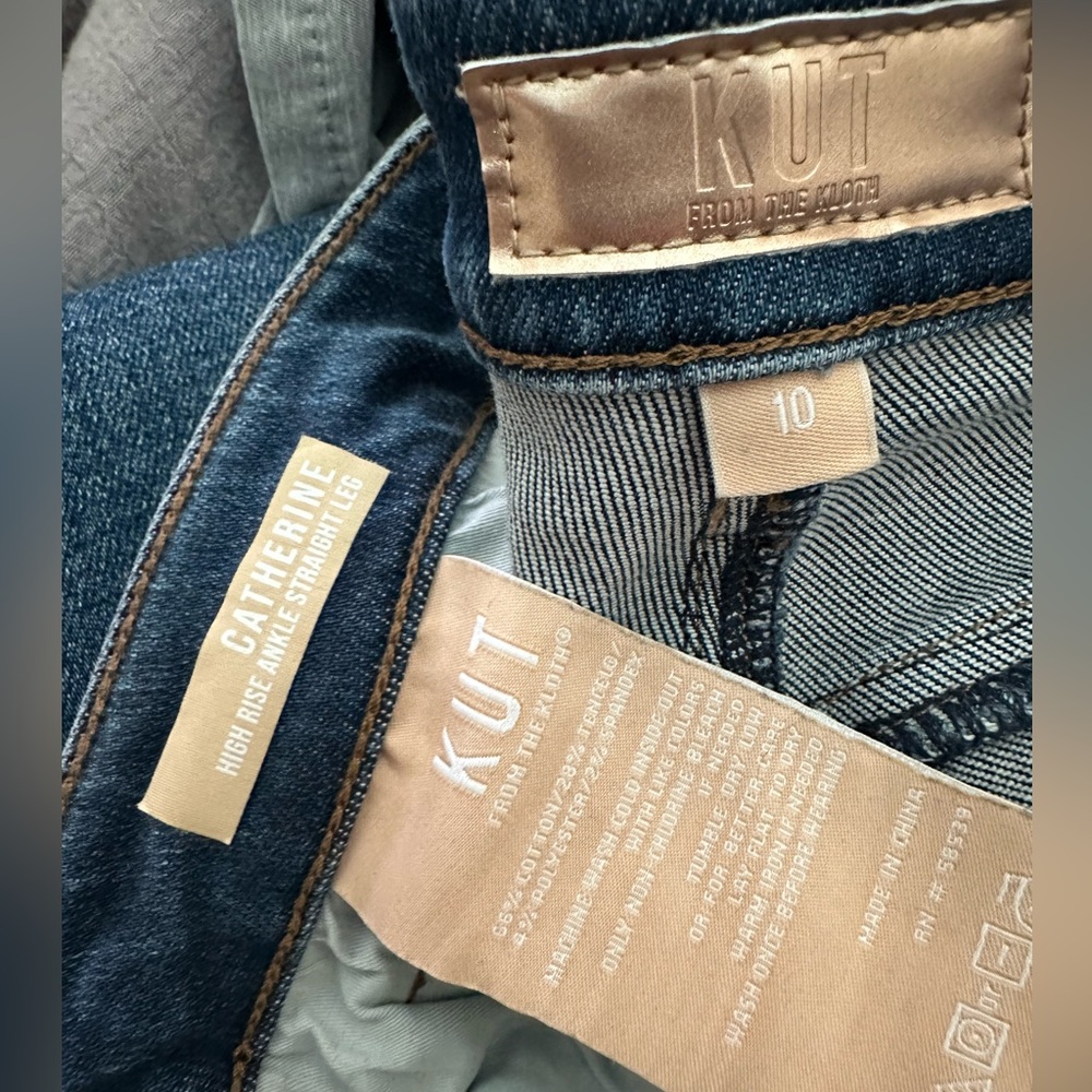 Kut from Kloth - Catherine high rise, ankle straight leg.  Size 10
